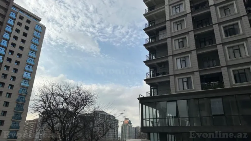 Satılır 3 otaqlı Mənzil Yeni tikili 145 m² 28 May m. - şəkil 3