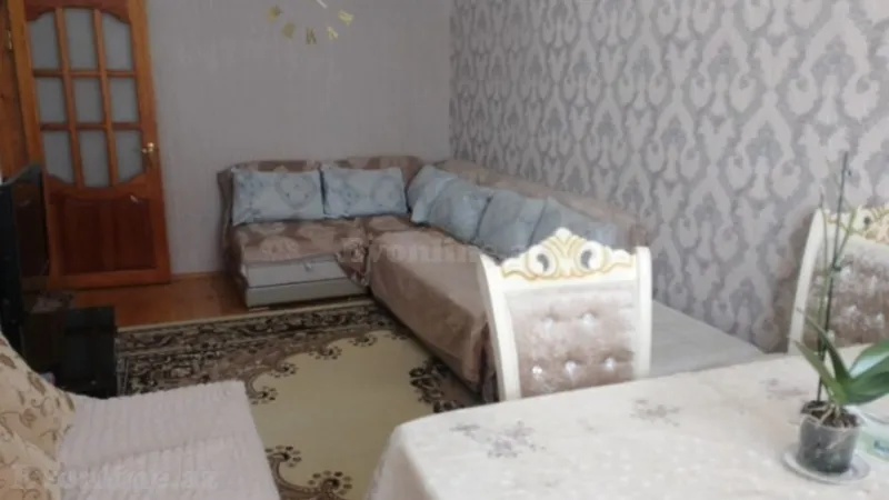 Satılır 3 otaqlı Mənzil Köhnə tikili 90 m² Suraxanı r. - şəkil 2