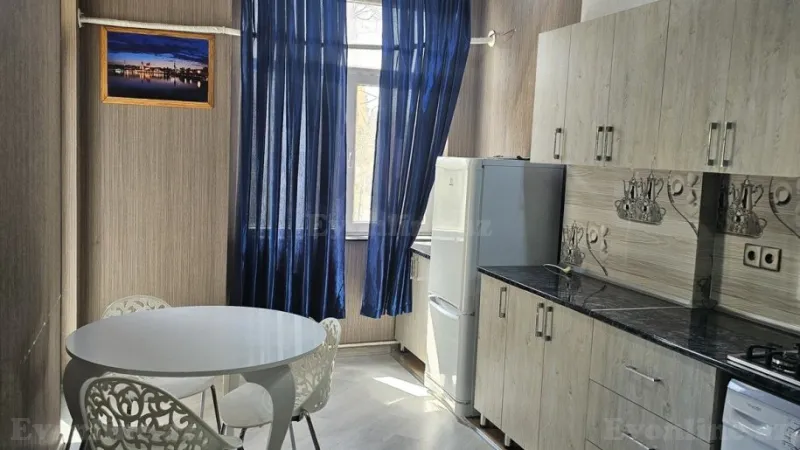 Satılır 2 otaqlı Mənzil Yeni tikili 82 m² Qara Qarayev m. - şəkil 8