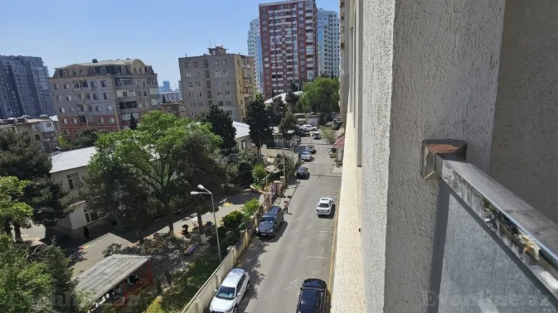 Satılır 2 otaqlı Mənzil Yeni tikili 80 m² Yasamal - şəkil 14