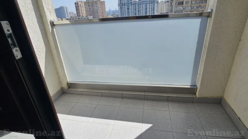 Satılır 2 otaqlı Mənzil Yeni tikili 80 m² Yasamal - şəkil 16