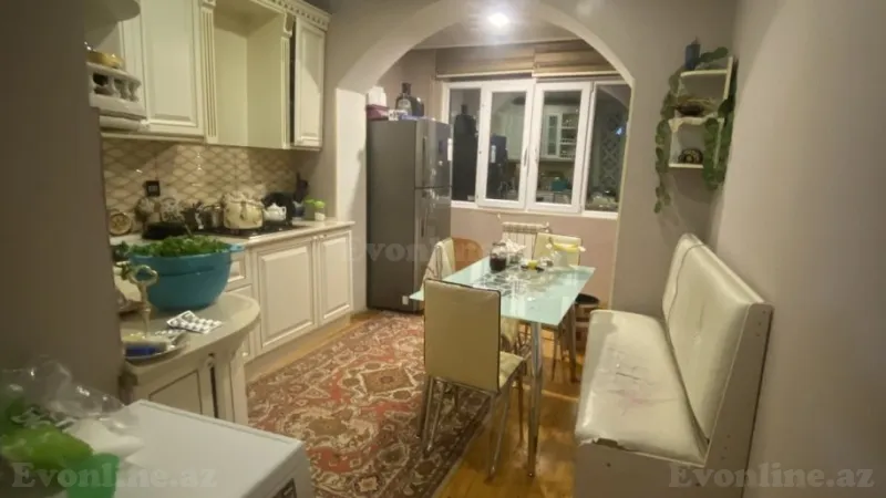 Satılır 4 otaqlı Mənzil Köhnə tikili 100 m² Sabunçu r. - şəkil 6