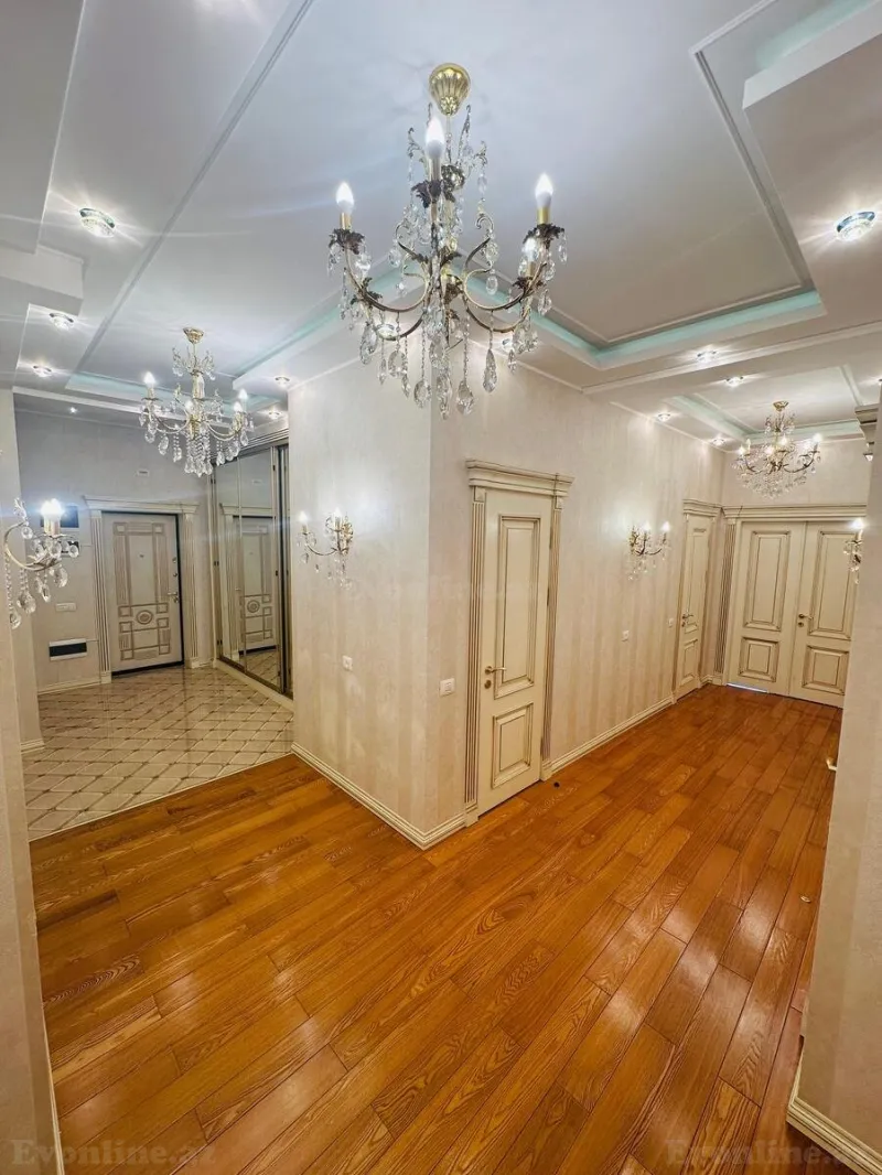 Satılır 6 otaqlı Mənzil Yeni tikili 233 m² 28 May m. - şəkil 17