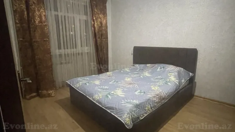 Kirayə verilir 2 otaqlı Mənzil Köhnə tikili 40 m² Suraxanı r.