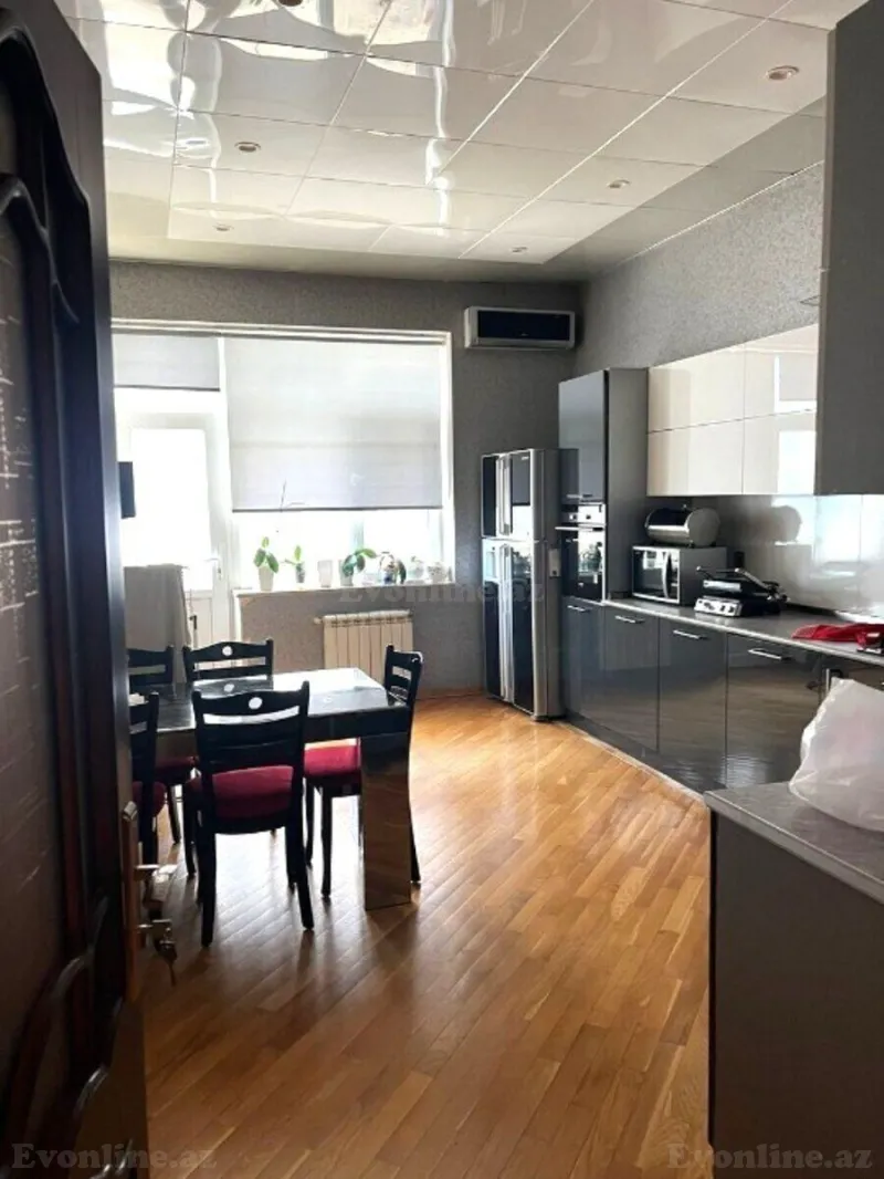 Satılır 3 otaqlı Mənzil Yeni tikili 136 m² Nərimanov r. - şəkil 3