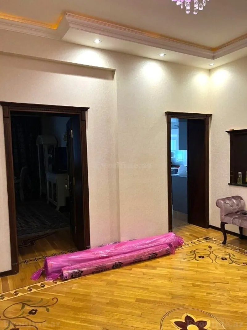 Satılır 3 otaqlı Mənzil Yeni tikili 136 m² Nərimanov r. - şəkil 4