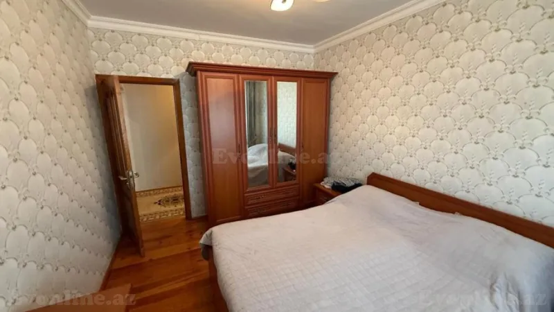 Satılır 5 otaqlı Mənzil Köhnə tikili 110 m² Həzi Aslanov - şəkil 7