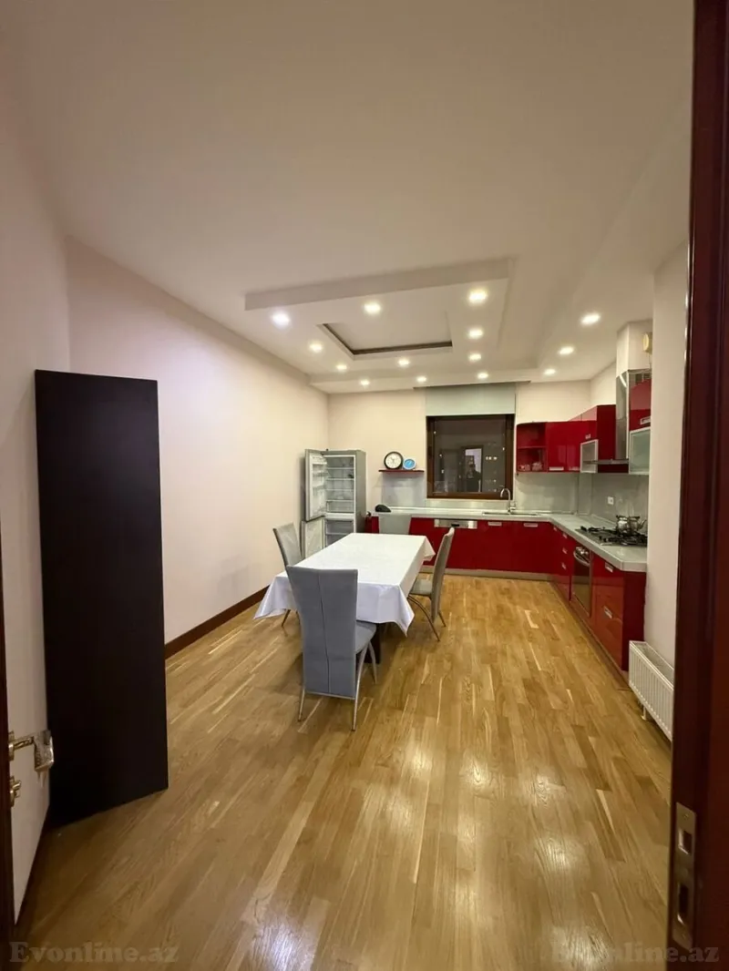 Kirayə verilir 4 otaqlı Mənzil Yeni tikili 217 m² Gənclik m. - şəkil 12