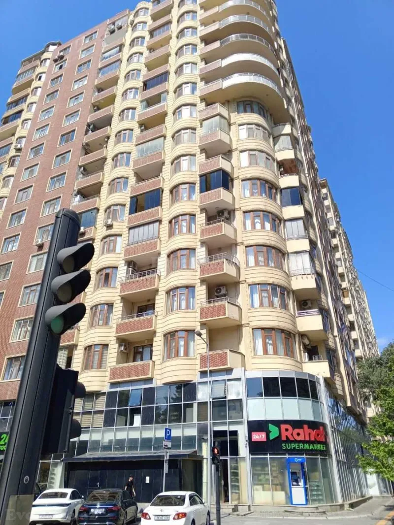 Satılır 3 otaqlı Mənzil Yeni tikili 175 m² Nəsimi r.