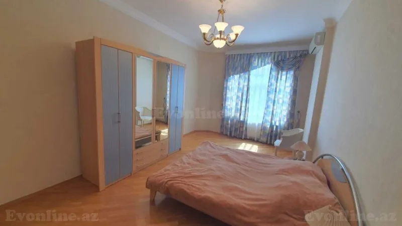 Kirayə verilir 4 otaqlı Mənzil Yeni tikili 220 m² 28 May m. - şəkil 14
