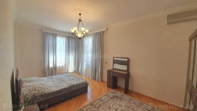 Kirayə verilir 4 otaqlı Mənzil Yeni tikili 220 m² 28 May m. - şəkil 19