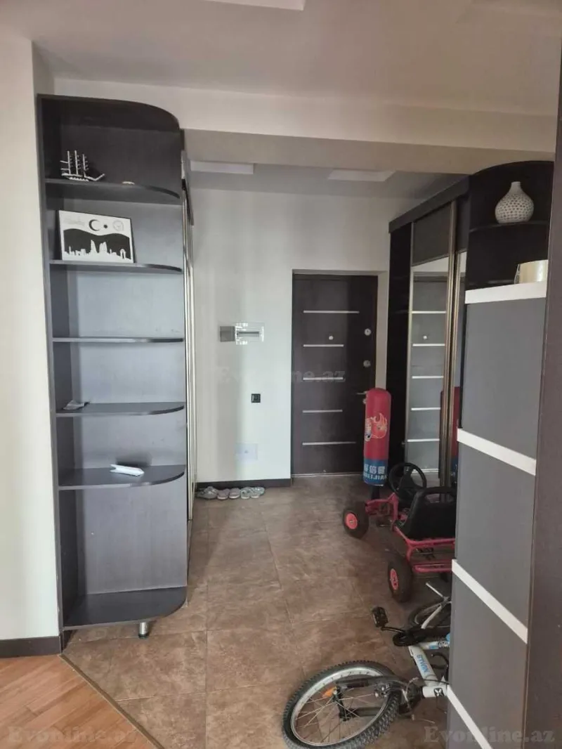 Kirayə verilir 3 otaqlı Mənzil Yeni tikili 120 m² Xətai m. - şəkil 13