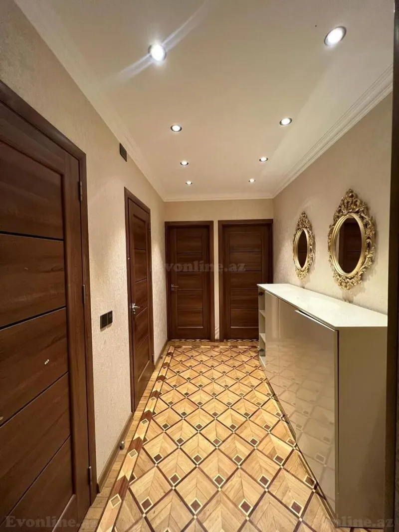 Kirayə verilir 2 otaqlı Mənzil Köhnə tikili 74 m² Nəsimi r. - şəkil 2