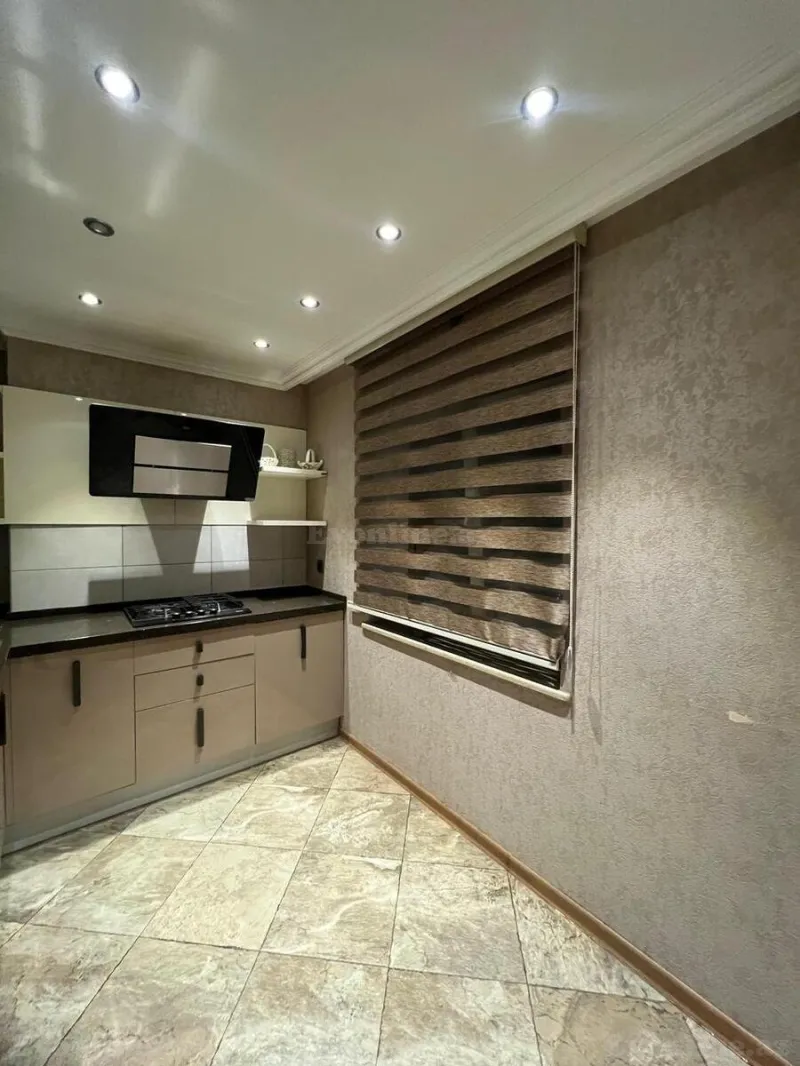 Kirayə verilir 2 otaqlı Mənzil Köhnə tikili 74 m² Nəsimi r. - şəkil 11
