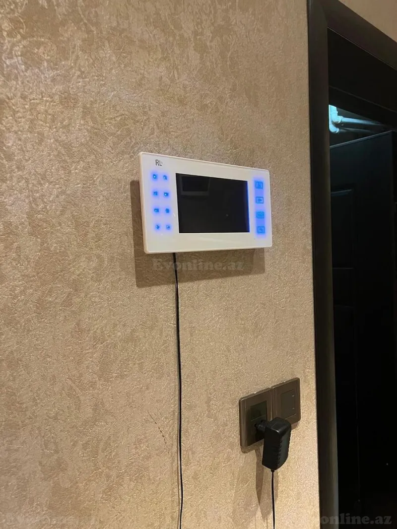 Kirayə verilir 2 otaqlı Mənzil Köhnə tikili 74 m² Nəsimi r. - şəkil 18