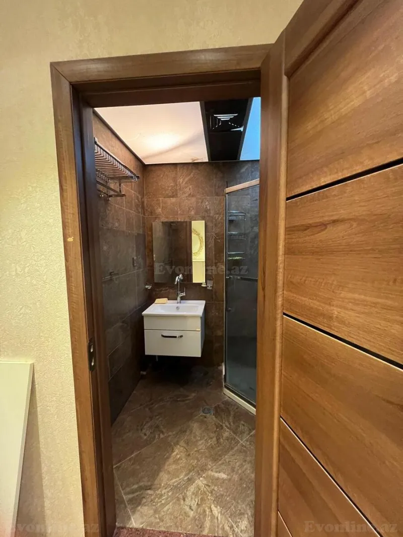 Kirayə verilir 2 otaqlı Mənzil Köhnə tikili 74 m² Nəsimi r. - şəkil 20