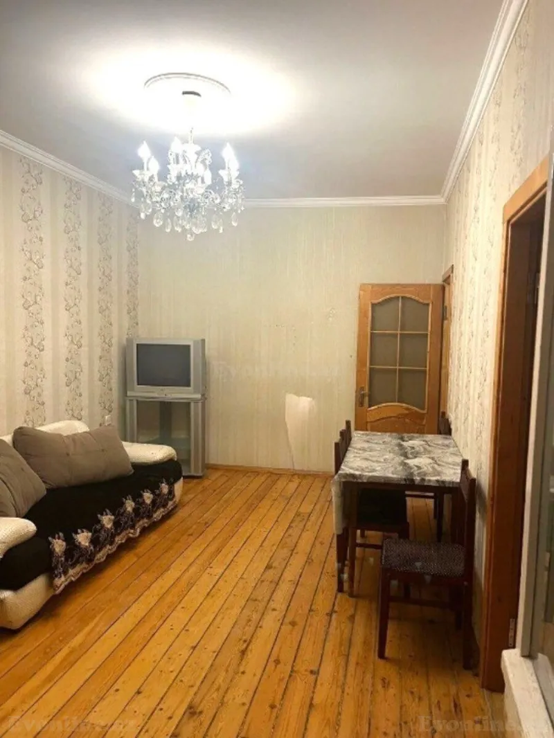 Kirayə verilir 2 otaqlı Mənzil Köhnə tikili 50 m² 2-ci mikrorayon - şəkil 2