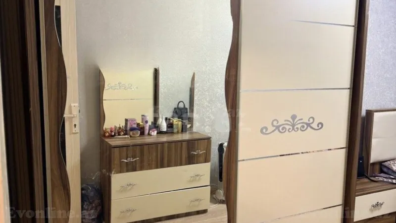 Satılır 3 otaqlı Mənzil Köhnə tikili 72 m² Gənclik m. - şəkil 15