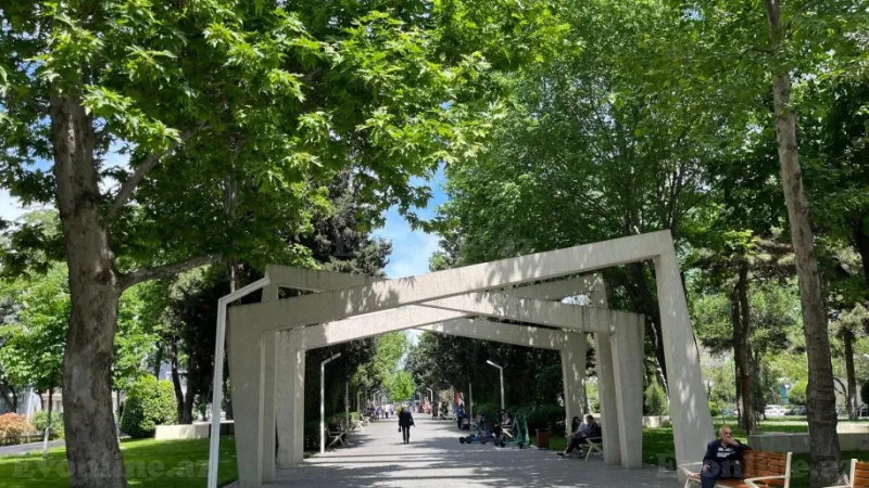 Satılır 3 otaqlı Mənzil Köhnə tikili 72 m² Gənclik m. - şəkil 21