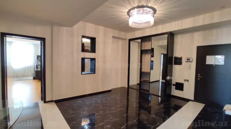 Kirayə verilir 4 otaqlı Mənzil Yeni tikili 220 m² 28 May m. - şəkil 26