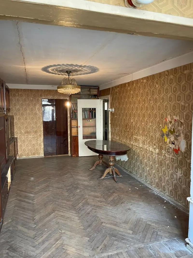 Satılır 3 otaqlı Mənzil Köhnə tikili 75 m² Dərnəgül m. - şəkil 4