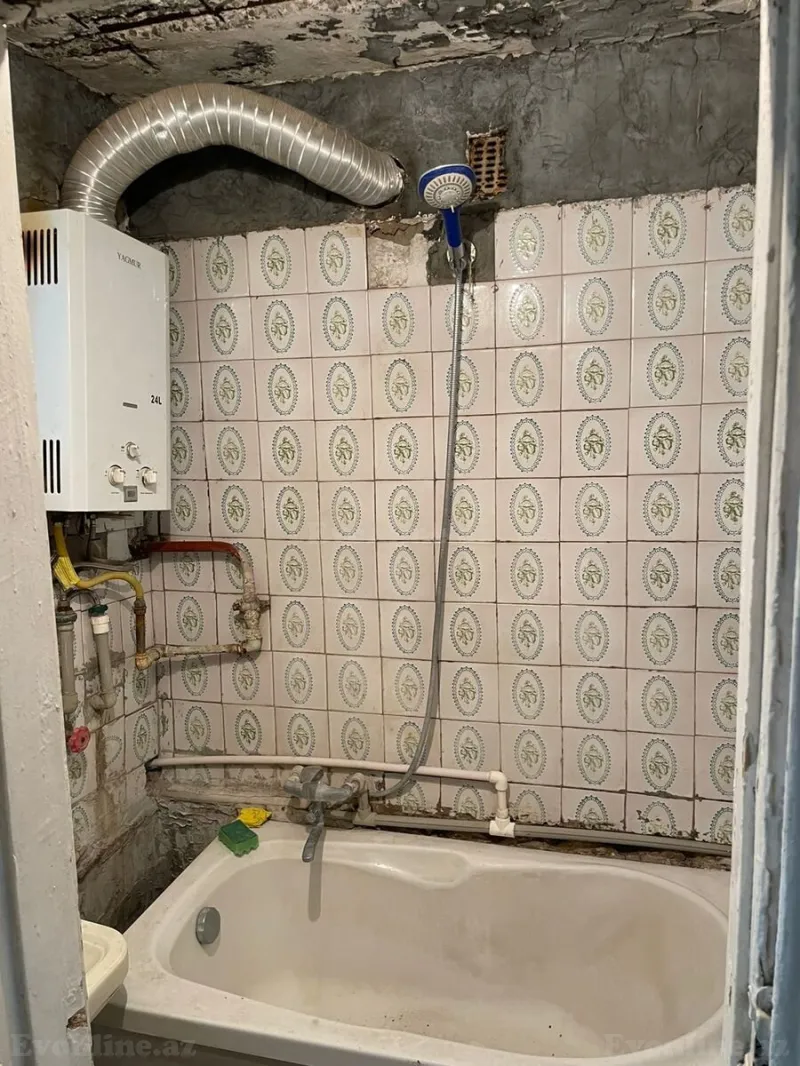 Satılır 3 otaqlı Mənzil Köhnə tikili 75 m² Dərnəgül m. - şəkil 8