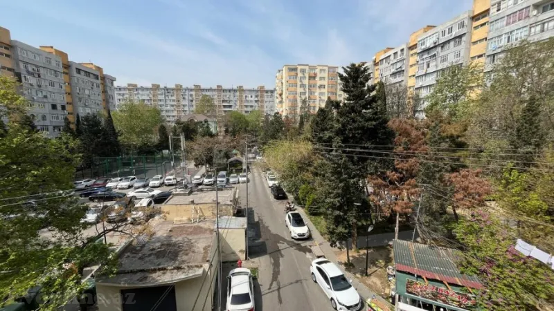 Satılır 2 otaqlı Mənzil Köhnə tikili 45 m² Gənclik m. - şəkil 7