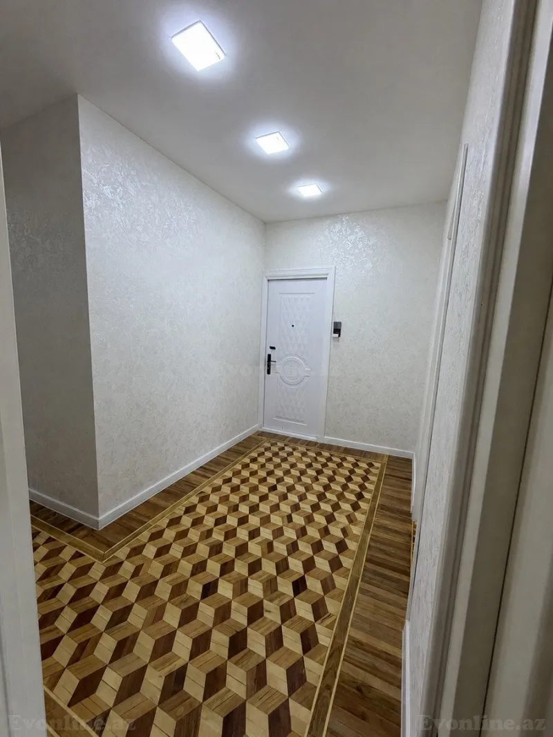 Satılır 3 otaqlı Mənzil Köhnə tikili 90 m² 6-cı mikrorayon - şəkil 2