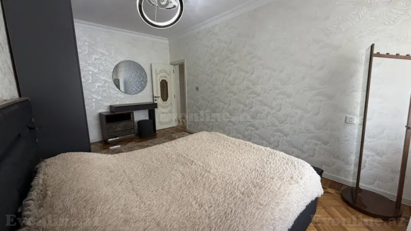Satılır 3 otaqlı Mənzil Köhnə tikili 90 m² 6-cı mikrorayon - şəkil 4