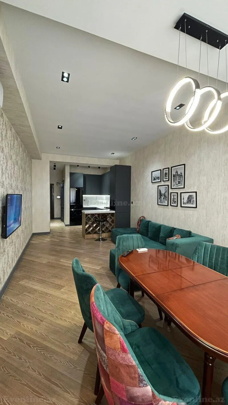 Kirayə verilir 2 otaqlı Mənzil Yeni tikili 75 m² İçərişəhər m. - şəkil 4