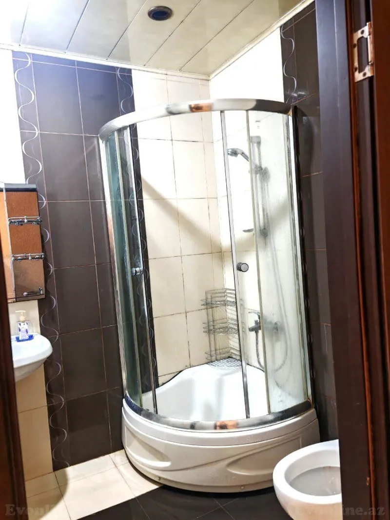 Satılır 3 otaqlı Mənzil Yeni tikili 107 m² Memar Əcəmi m. - şəkil 9