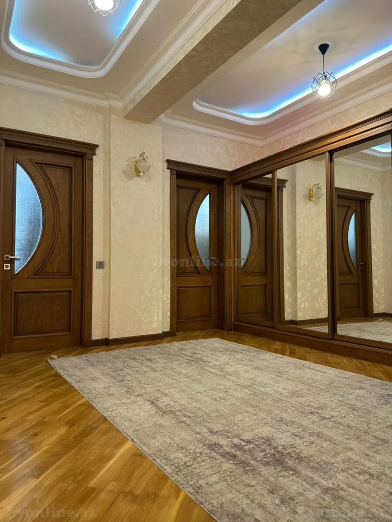 Satılır 4 otaqlı Mənzil Yeni tikili 198 m² İnşaatçılar m. - şəkil 3