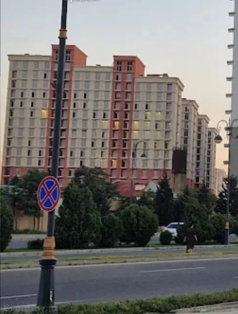 Kirayə verilir 2 otaqlı Mənzil Yeni tikili 80 m² 8-ci mikrorayon