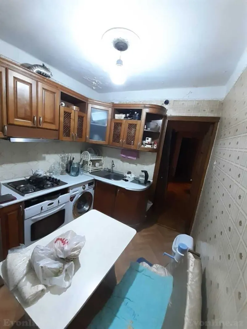 Satılır 3 otaqlı Mənzil Köhnə tikili 65 m² Yasamal - şəkil 12