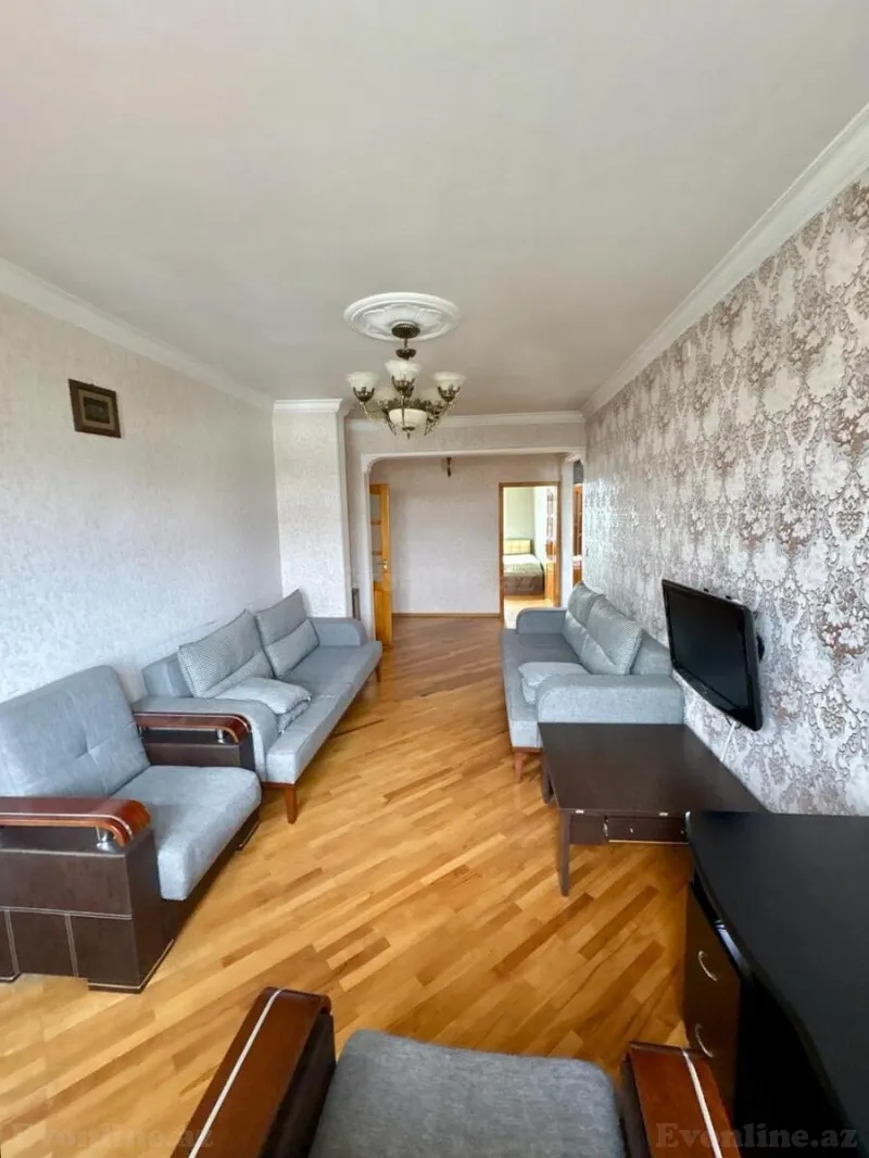 Satılır 5 otaqlı Mənzil Köhnə tikili 125 m² Əhmədli m. - şəkil 13