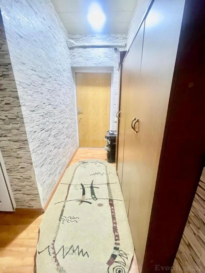 Satılır 2 otaqlı Mənzil Köhnə tikili 43 m² 8-ci kilometr - şəkil 4