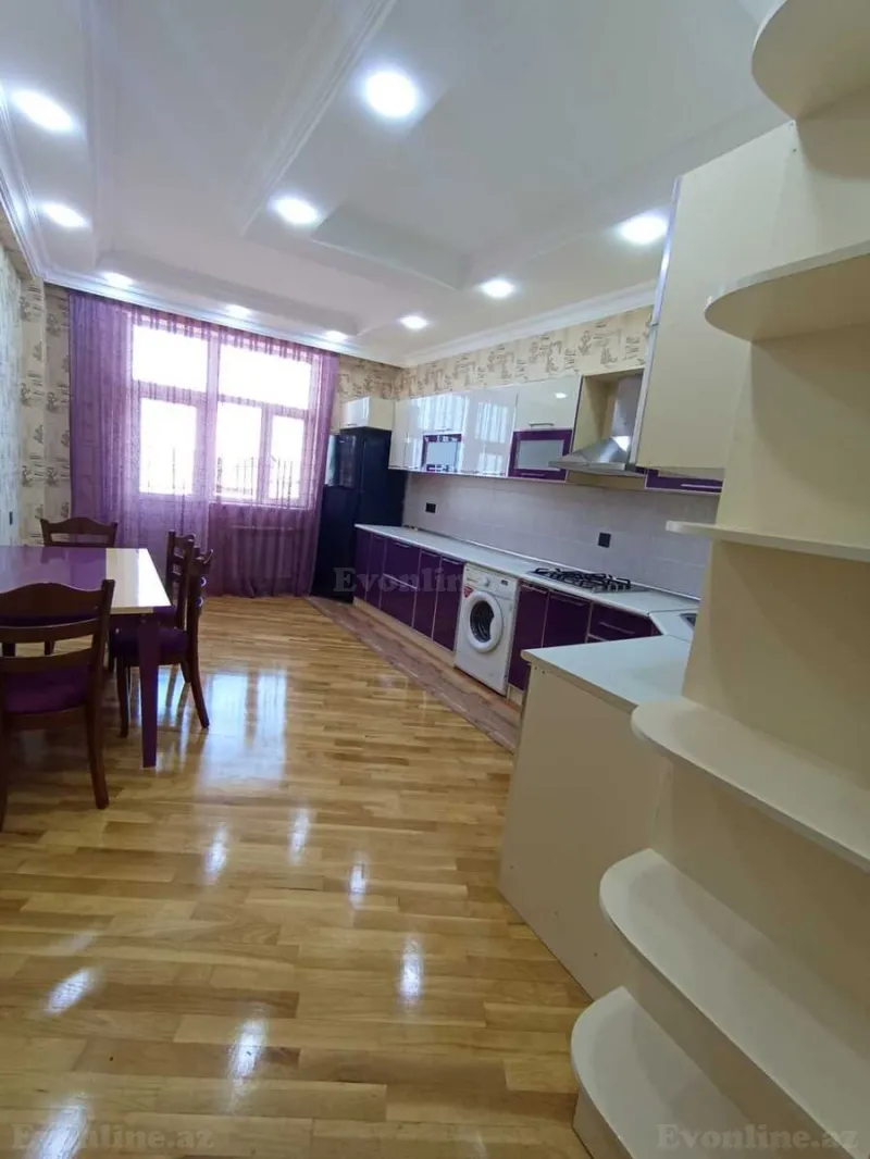 Kirayə verilir 3 otaqlı Mənzil Yeni tikili 140 m² Gənclik m. - şəkil 11