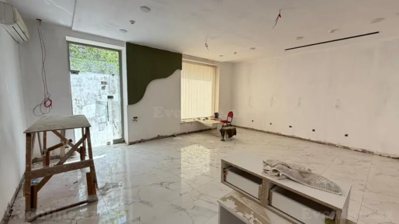 Obyekt 100 m² Nizami m. Kirayə verilir