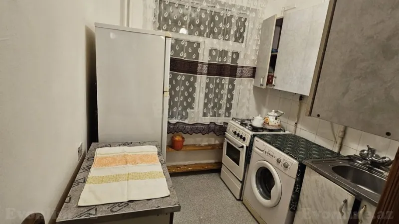 Kirayə verilir 2 otaqlı Mənzil Köhnə tikili 43 m² Elmlər Akademiyası m. - şəkil 13