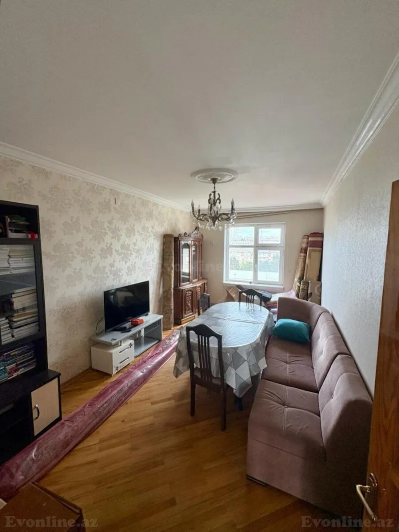 5 otaqlı Mənzil 110 m² Əhmədli m. Satılır