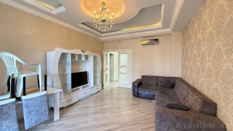 4 otaqlı Mənzil 160 m² Xətai r. Kirayə verilir