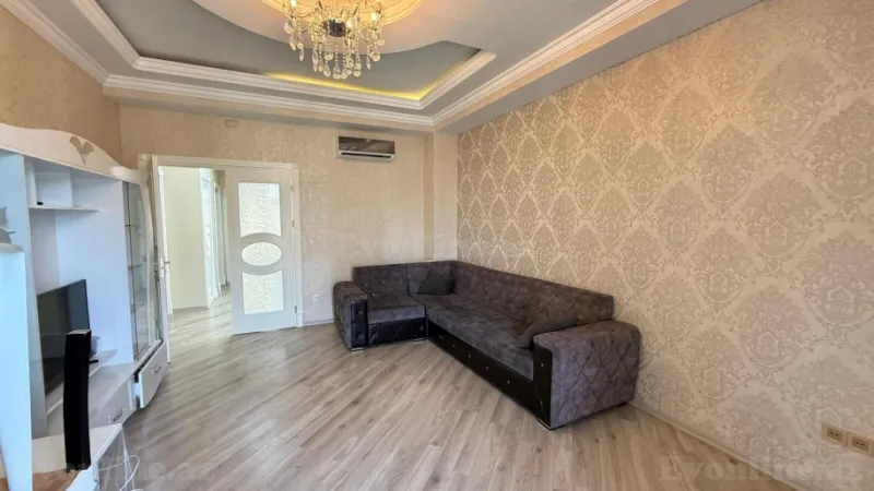 Kirayə verilir 4 otaqlı Mənzil Yeni tikili 160 m² Xətai r. - şəkil 3