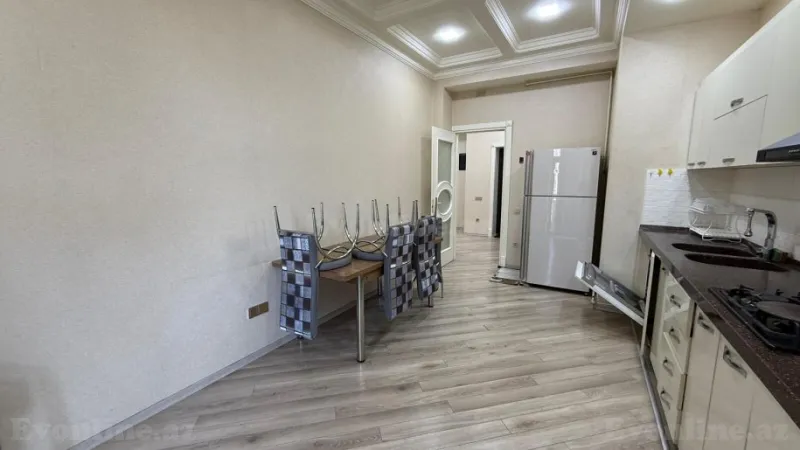 Kirayə verilir 4 otaqlı Mənzil Yeni tikili 160 m² Xətai r. - şəkil 16