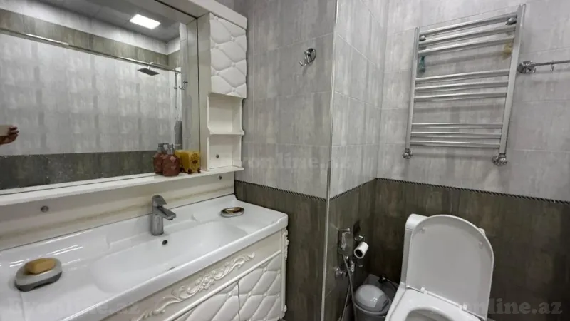 Kirayə verilir 4 otaqlı Mənzil Yeni tikili 160 m² Xətai r. - şəkil 19