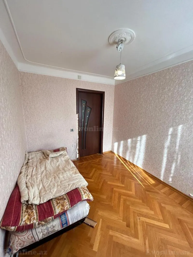 Satılır 4 otaqlı Mənzil Köhnə tikili 78 m² 4-cü mikrorayon - şəkil 10
