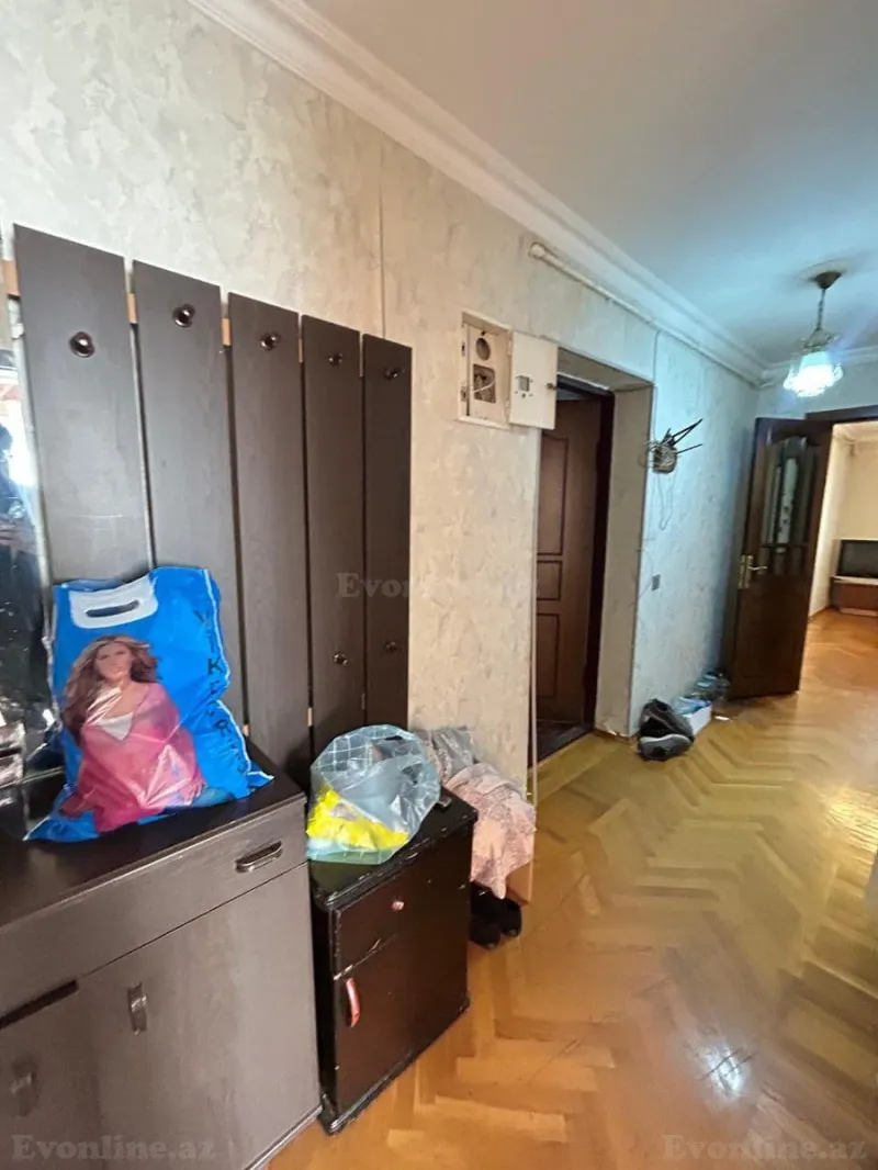 Satılır 4 otaqlı Mənzil Köhnə tikili 78 m² 4-cü mikrorayon - şəkil 12