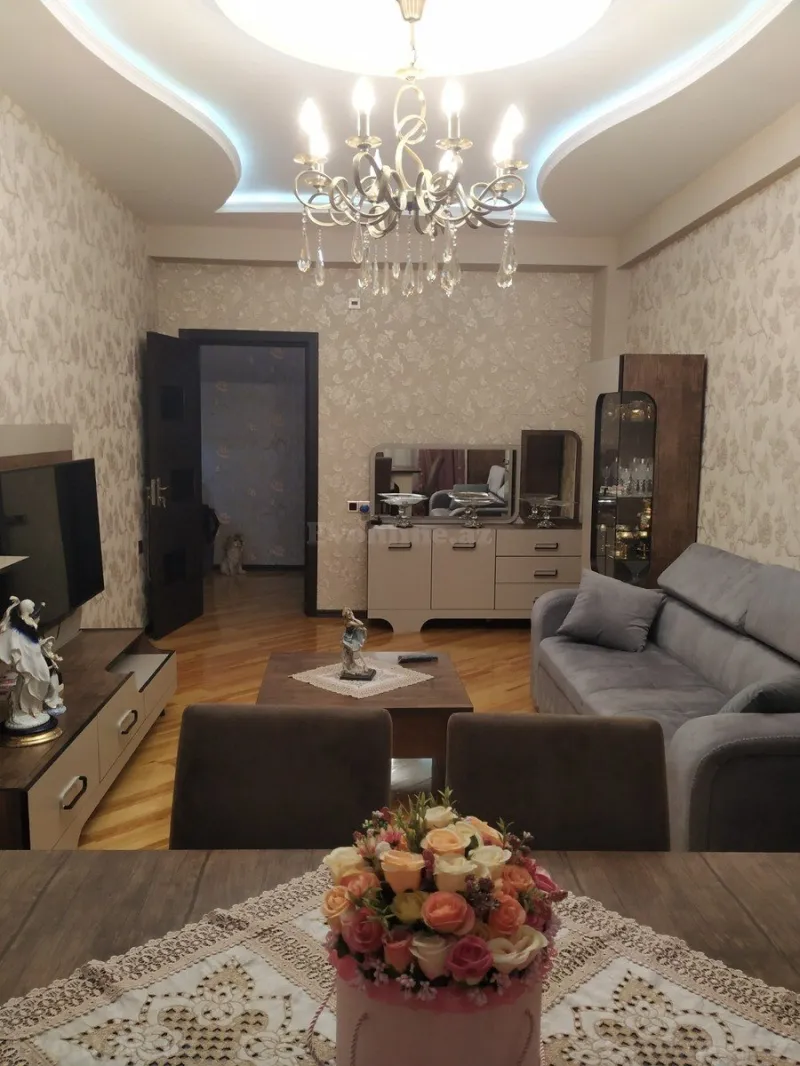 Satılır 2 otaqlı Mənzil Yeni tikili 90 m² Gəncə