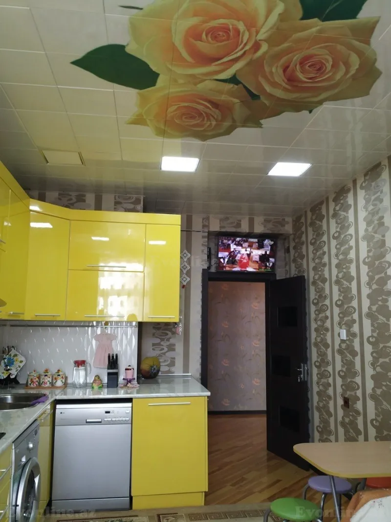 Satılır 2 otaqlı Mənzil Yeni tikili 90 m² Gəncə - şəkil 9