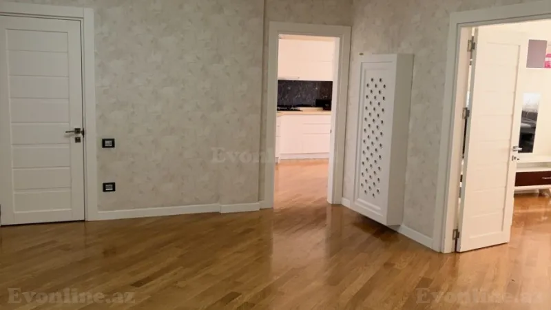 Kirayə verilir 4 otaqlı Mənzil Yeni tikili 155 m² Xətai m. - şəkil 4