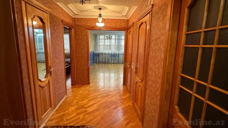 3 otaqlı Mənzil 100 m² Gənclik m. Kirayə verilir